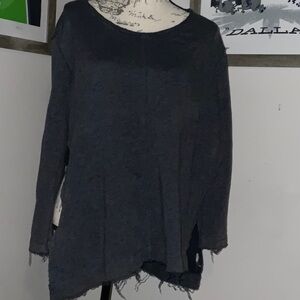 Free people side slit Women's Black Long Sleeve Top